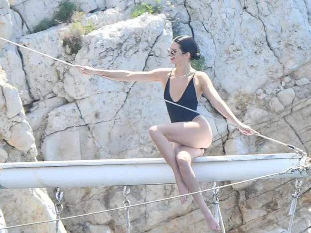 No te compres este bikini: no le queda bien ni a Kendall Jenner