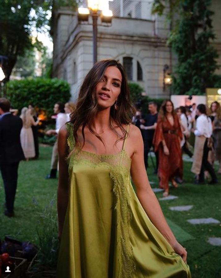 8 compras que tienes que hacer este verano según las instagramers: Vestido lencero.