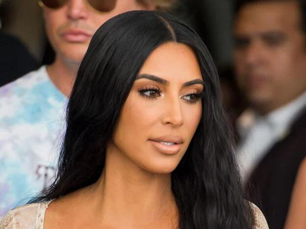 gusto Inconcebible entrada El nuevo negocio de Kim Kardashian: maquillaje para muertos | Mujer Hoy