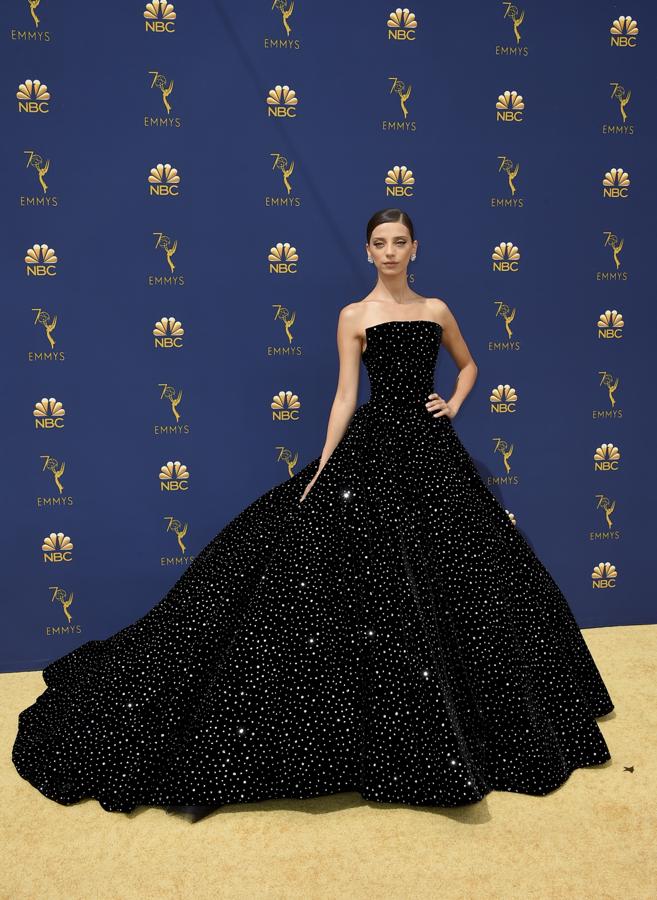 Las mejor vestidas de los Emmy: Angela Sarafyan