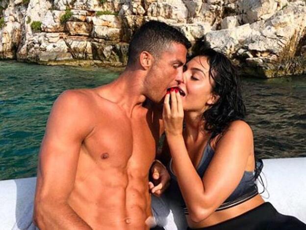 Georgina Rodríguez anima a Cristiano Ronaldo con una foto de sus hijos./instagram.