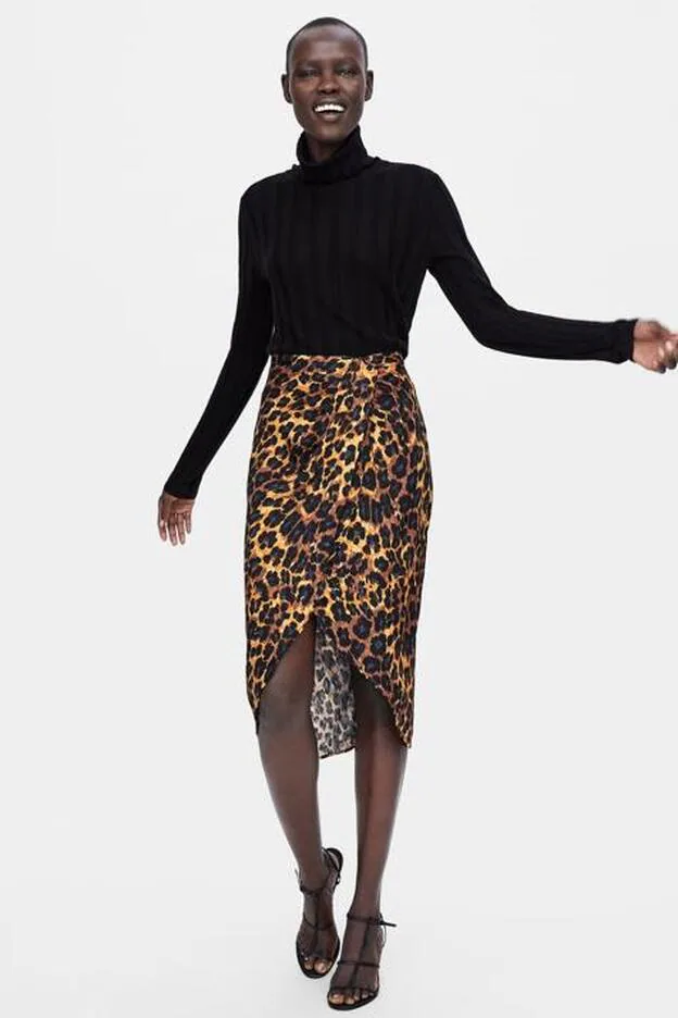 Aprovechar Aturdir Espectador Cómo combinar la falda de leopardo más bonita de Zara? | Mujer Hoy