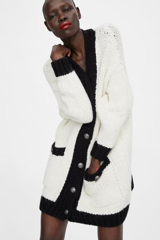 Esta chaqueta de Zara cuesta 39.95 euros. Pincha en la foto para ver más tendencias de otoño que debes incluir en tu armario./Zara