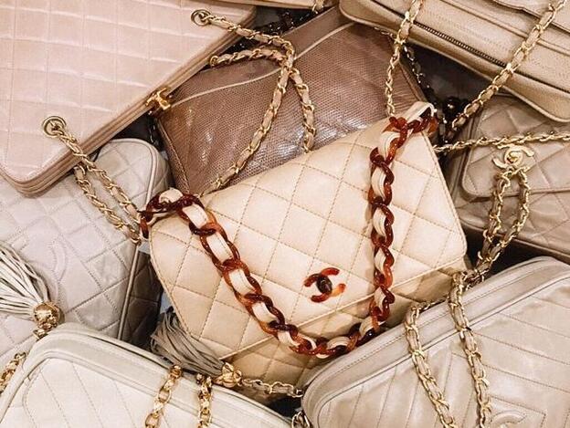 Mujeres ricas que prefieren bolsos falsos: así es el foro de Internet en el  que aman las imitaciones, Moda, S Moda