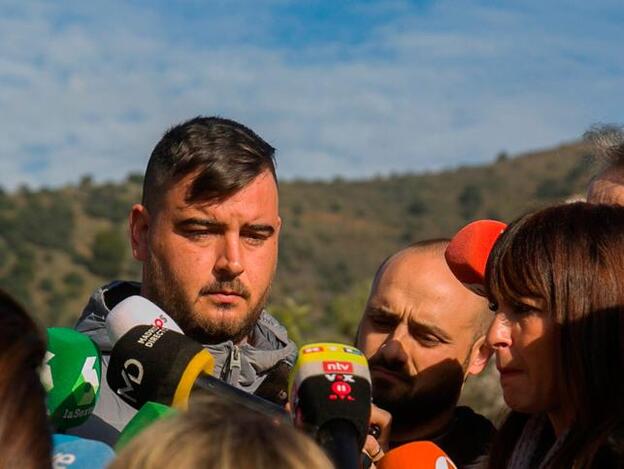 José Roselló, padre de Julen, el niño de dos años que permanece atrapado en un pozo, comparece ante la prensa./agencias.