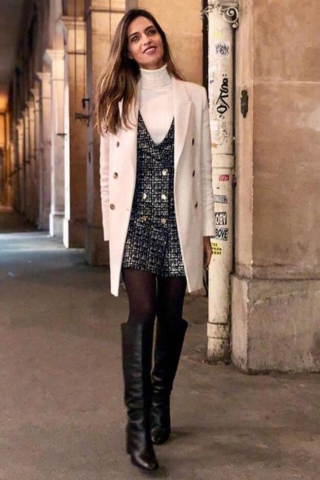 Pincha en la foto para ver la versión barata del abrigo de Sara Carbonero en las rebajas/Instagram