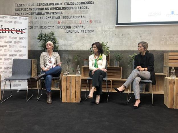 Las participantes en el Coloquio "Maternidad, fertilidad y cáncer", en el evento #MujerhoyCancerCare en su edición de 2019./sara hormigo