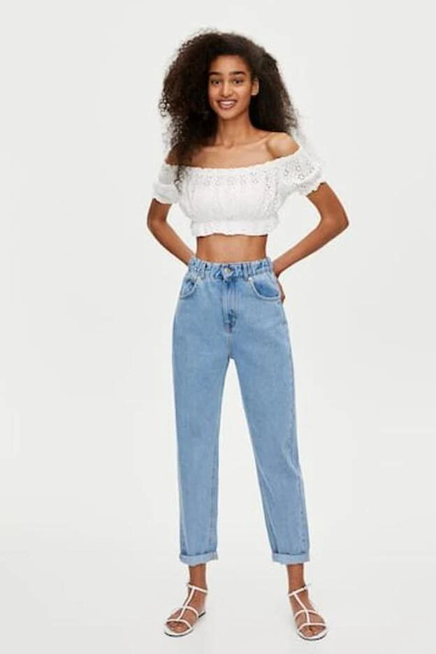 Contratado rival Me preparé El truco por el que estos jeans estilo mom de Pull & Bear son los que mejor  sientan | Mujer Hoy