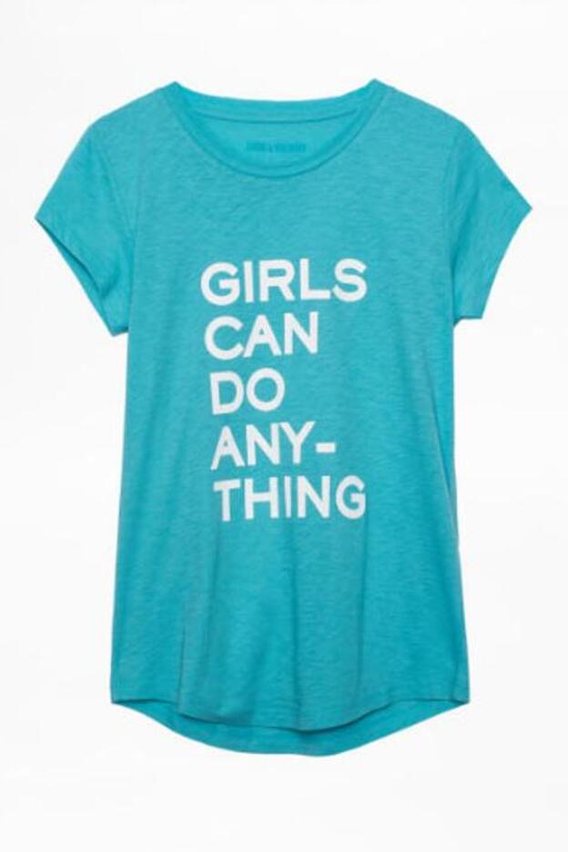 Camiseta de algodón para mujer de Zadig&Voltaire con mensaje de 'Girls can do anything', 80 euros.