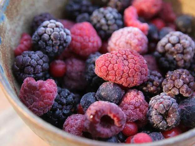Es la fruta congelada igual de nutritiva que la fresca?