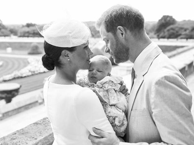 Pincha en la imagen para ver las fotos de los mejores looks de Meghan Markle tras el nacimiento de 'baby Sussex'./Gtres