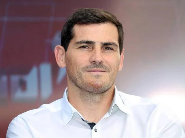 Iker Casillas, convencido de que le aguardan cosas buenas tras esa retirada del fútbol como consecuencia de un infarto./cordon press.