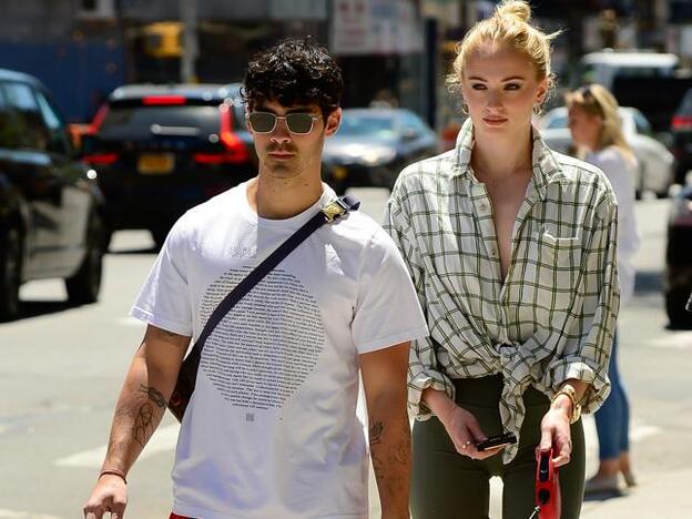 Joe Jonas y Sophie Turner subre un duro golpe./gtres.