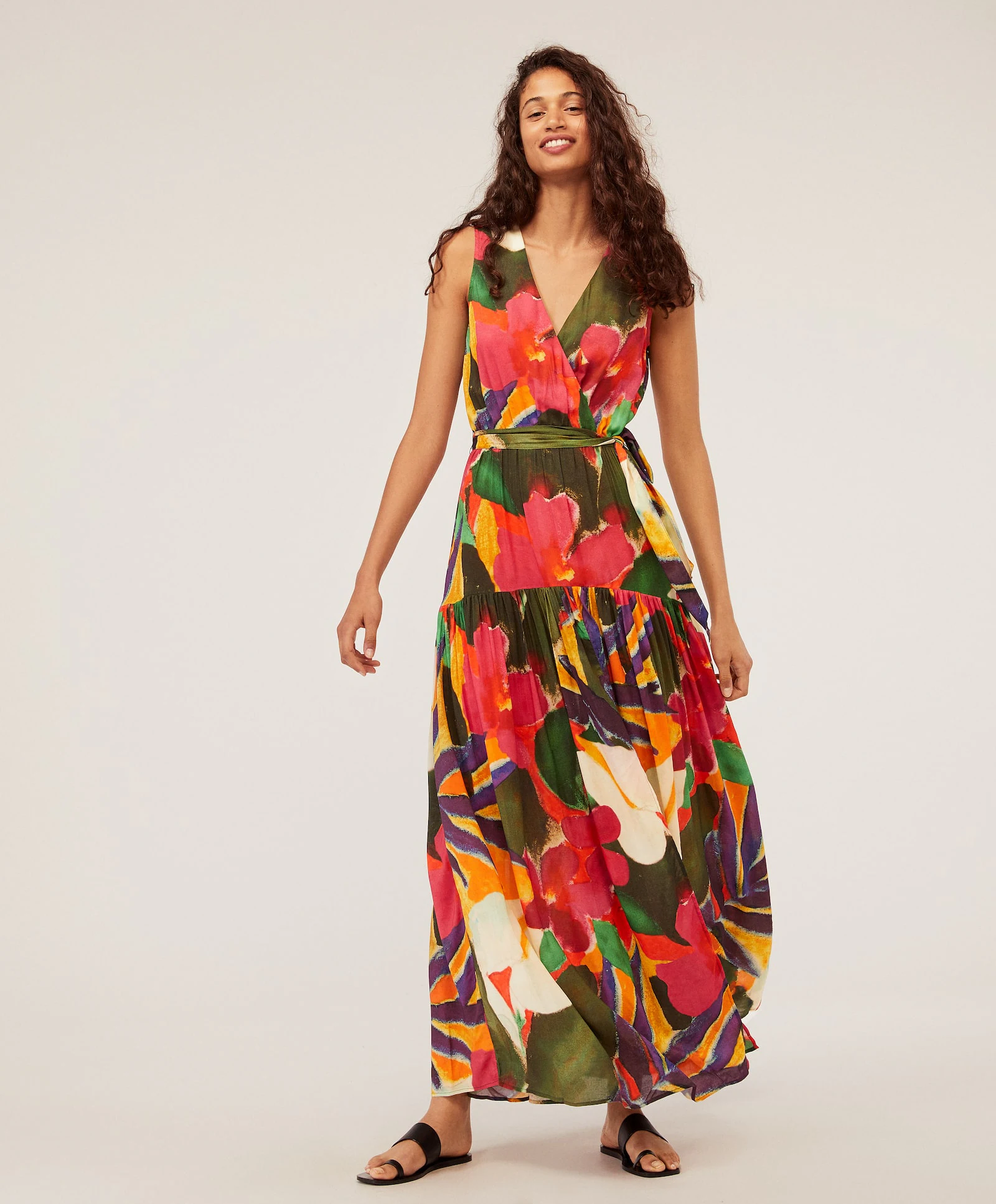 Fotos: Los vestidos más favorecedores para verano están en lo nuevo Oysho y cuestan muy poco Mujer Hoy