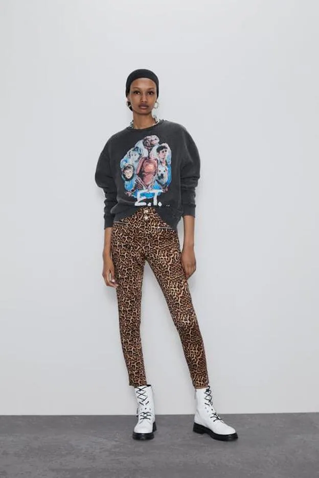 Los pantalones de leopardo de Zara que lleva Rocío Osorno y que necesitas ya armario | Mujer Hoy