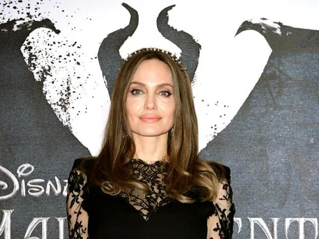  Así se hace el maquillaje que convierte a Angelina Jolie en Maléfica