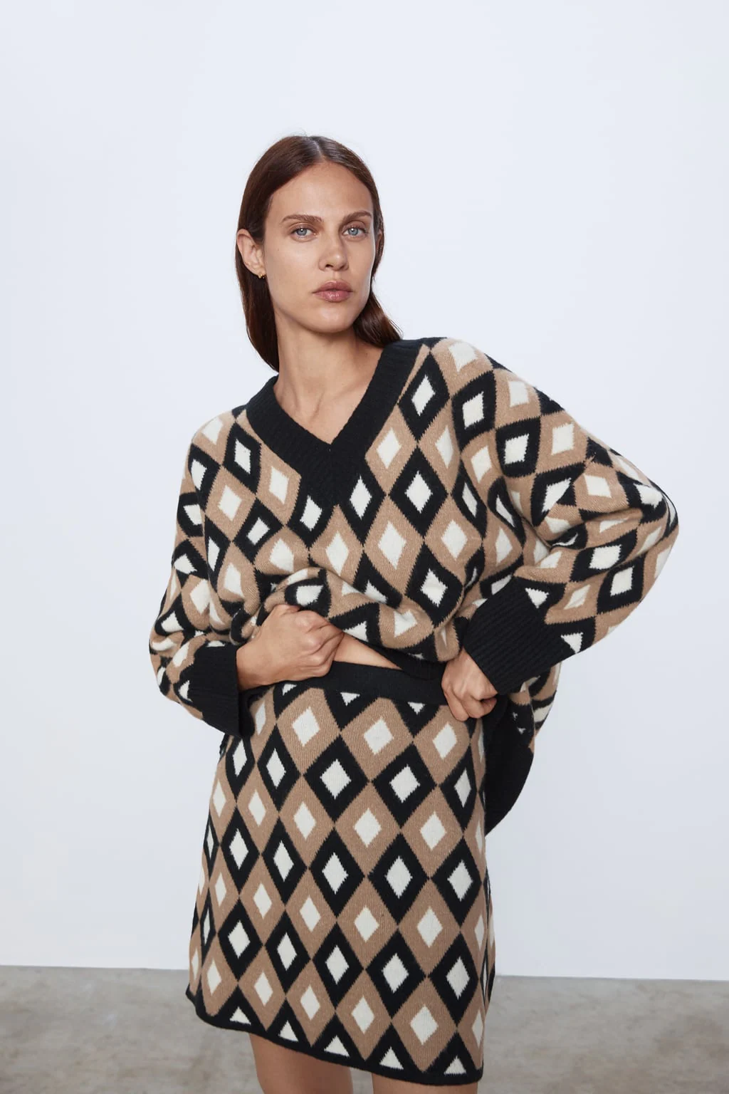 Muñeco de peluche Talla Foto Fotos: 10 conjuntos de punto de Zara y H&M: la tendencia más cómoda que  sienta bien a todas las figuras | Mujer Hoy