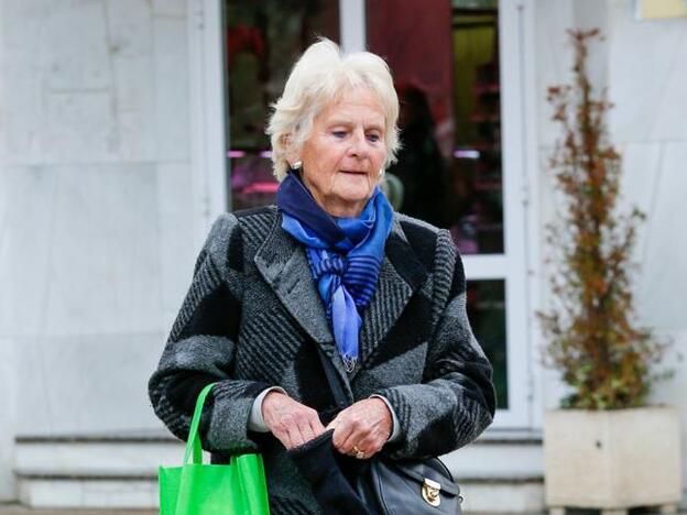 Claire Libaert, madre de Iñaki Urdangarin, feliz de tenerle en casa estas Navidades./gtres.