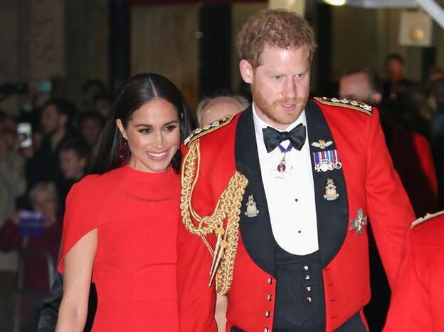 Pincha en la foto para descubrir los mejores looks de Meghan Markle después del nacimiento de baby Sussex./gtres