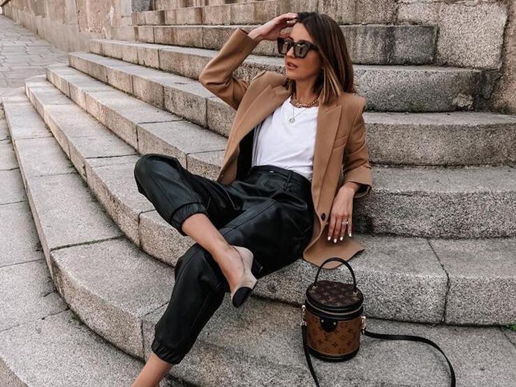 Alexandra Pereira tiene 5 looks con pantalones de efecto piel para todos los gustos y estilos