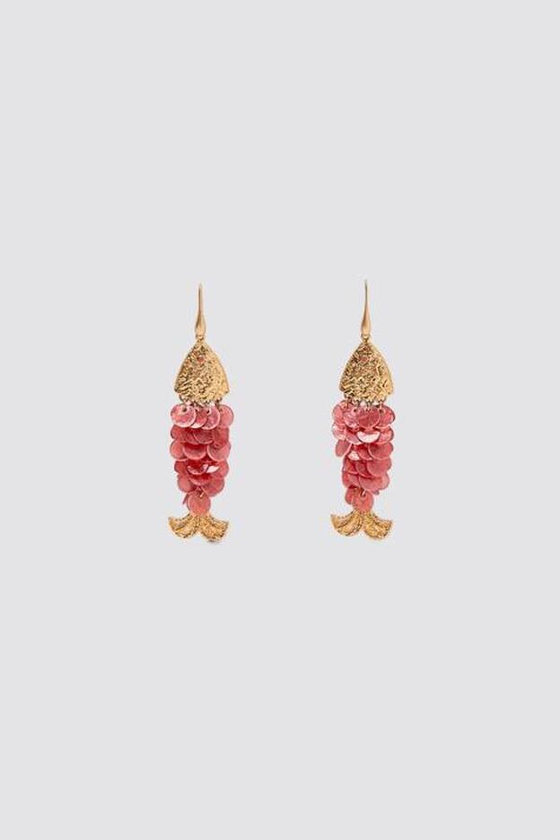 Pendientes de Zara, (15,95 euros).