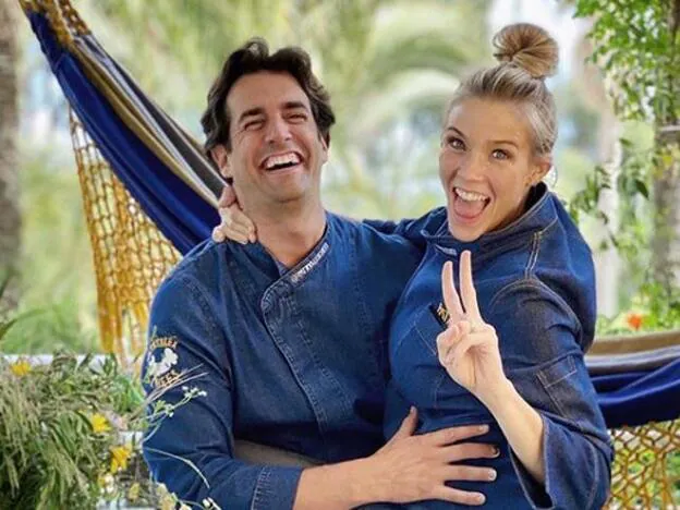 Una divertida imagen de Patricia y Álex. Pincha sobre la imagen y descubre todas las parejas que decidieron darse el 'sí, quiero' en este 2020./instagram