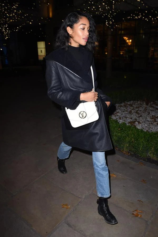 Las 'celebrities' coinciden: Louis Vuitton tiene el bolso perfecto para  viajar - Foto 1