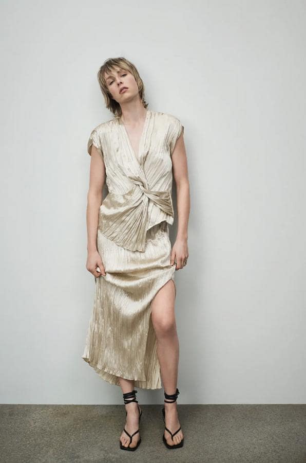 Fotos: Las faldas mini y midi que puedes comprar en las rebajas de Zara por menos de 10 euros | Hoy