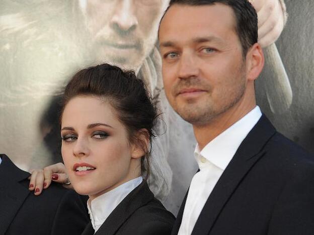 Kristen Stewart y Rupert Sanders en la promoción de la película de 'Blancanieves', donde se produjo el 'affaire'.