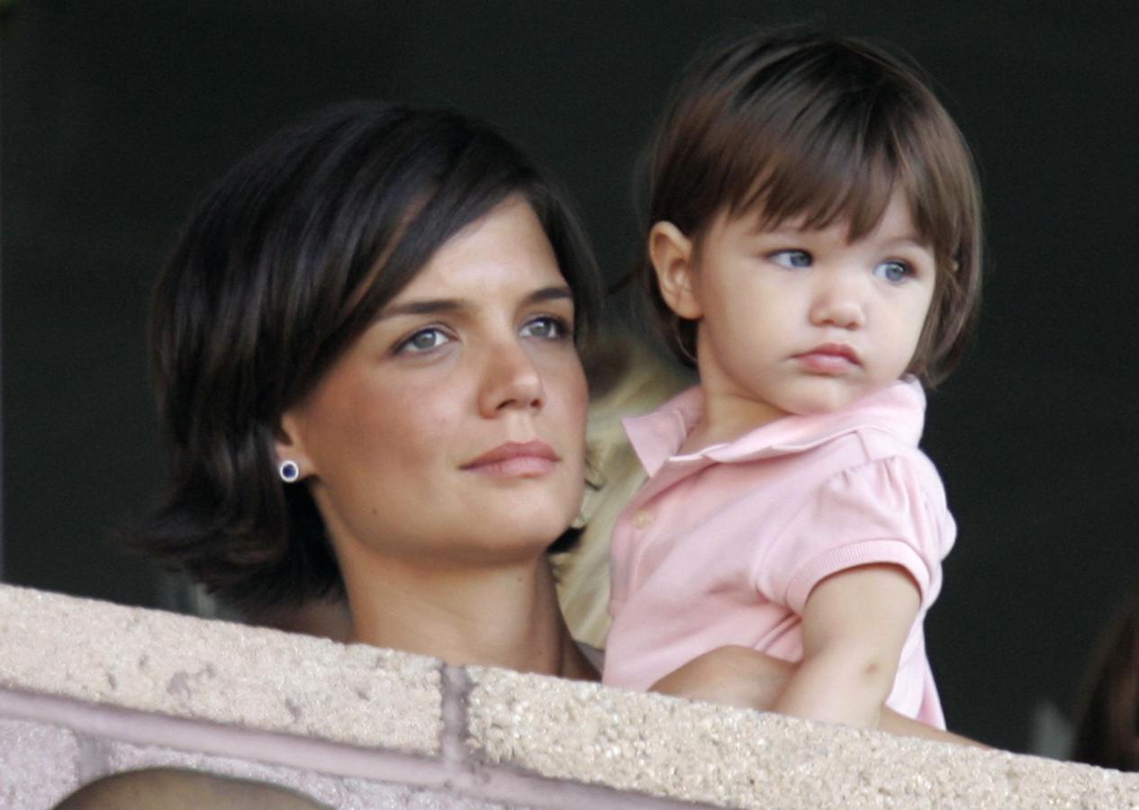 Katie Holmes y Suri Cruise en California, en 2007