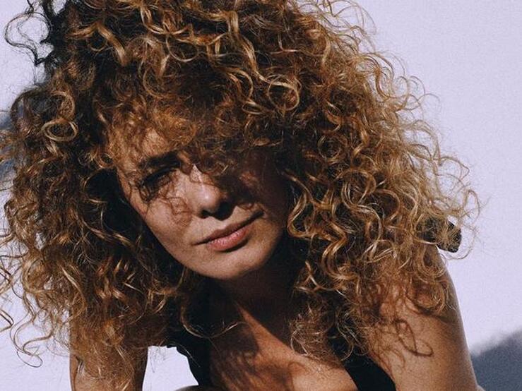 9 productos para que recuperar tus rizos definidos con el curly girl method sea mucho más efectivo