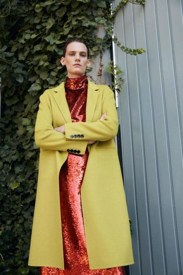 pistacho! Sfera tiene el abrigo de corte masculino con el color más especial en su nueva colección y que se va a agotar en cuestión de semanas | Mujer Hoy