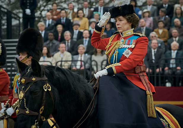 Exposición interactiva del vestuario de The Crown y Gambito de