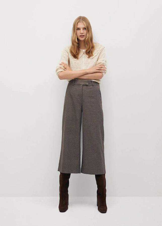 Pantalón culotte a cuadros marrón de Mango: 29,99 euros