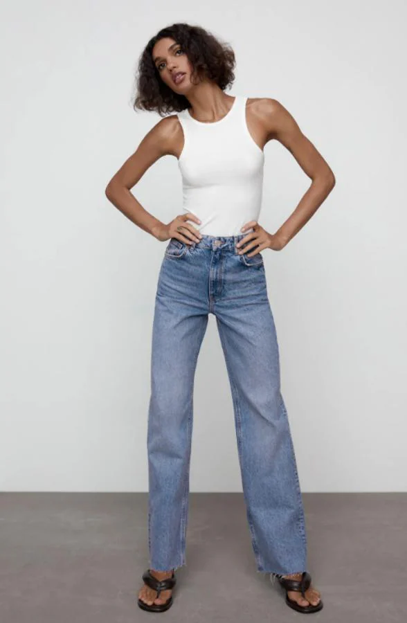Fotos: vaqueros anchos han vuelto: di adiós a tus jeans pitillo con modelos súper asequibles que sientan de maravilla | Mujer Hoy