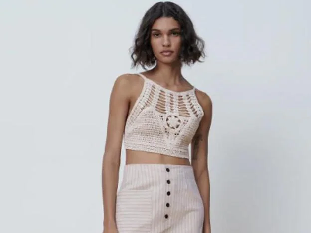 El crochet llega Zara: un top, una camisa y vestido con el tejido de la temporada | Mujer Hoy