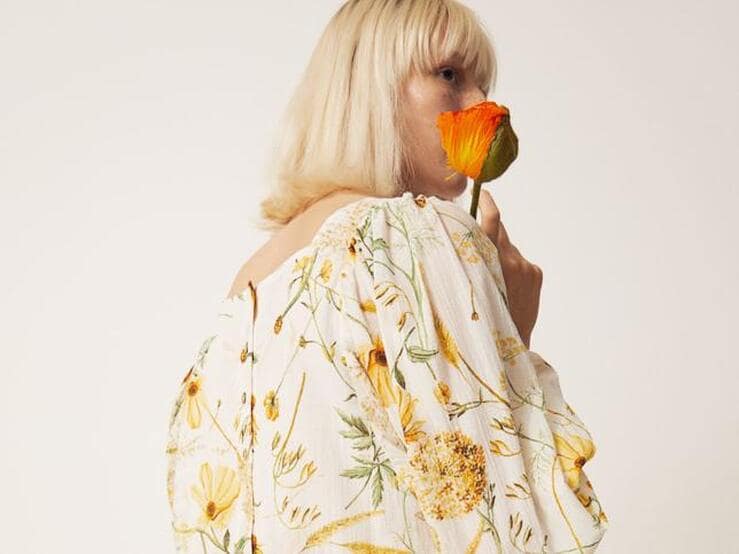 Los vestidos más primaverales y floridos del momento están en la nueva colección de H&M