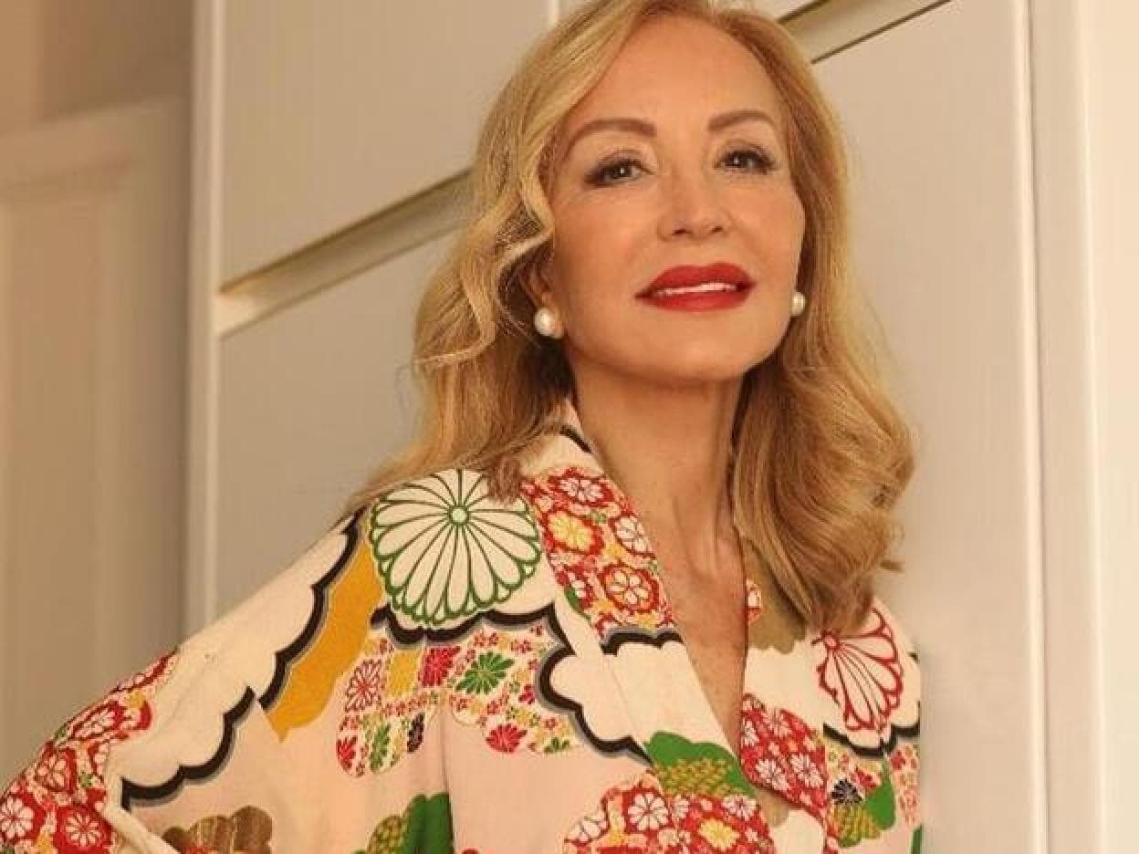 La chaqueta de punto de que tiene Carmen Lomana es perfecta para vida (y tus looks de primavera | Mujer