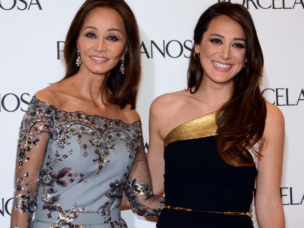 Del perfume floral de lujo al protector solar antiedad que previene las manchas: Tamara Falcó desvela los trucos de belleza que comparte con su madre Isabel Preysler