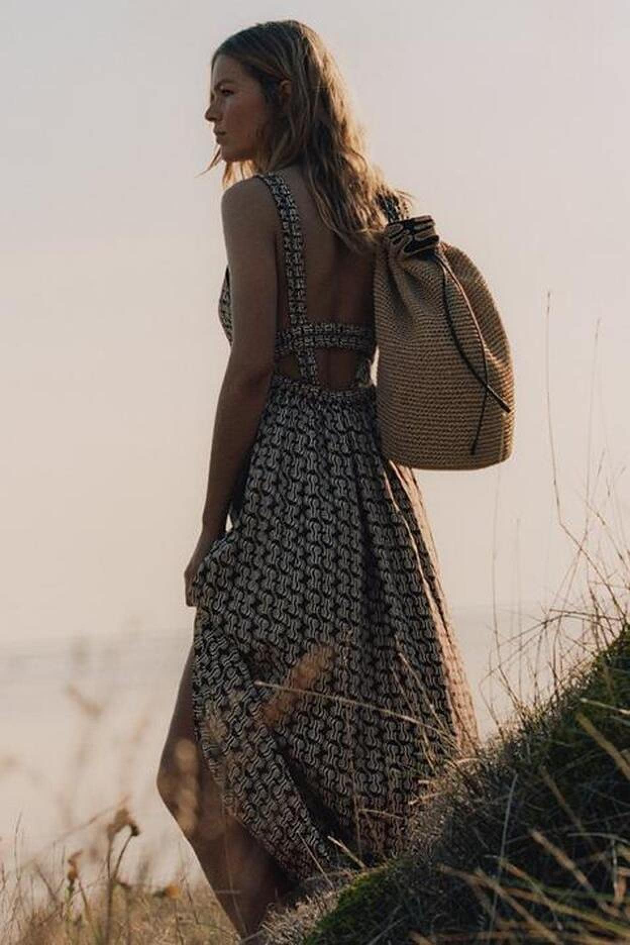 Cuatro vestidos largos la última colección de Massimo Dutti que sientan de maravilla (y nos soñar con la playa) | Mujer