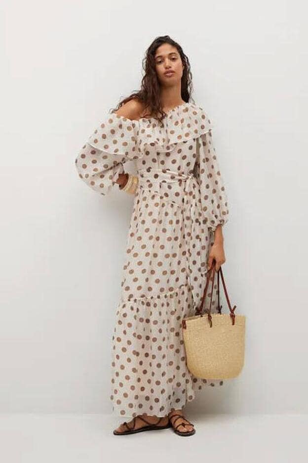 Esta ha encontrado la forma original de combinar el vestido de de Mango que lleva todo el en Instagram | Mujer Hoy