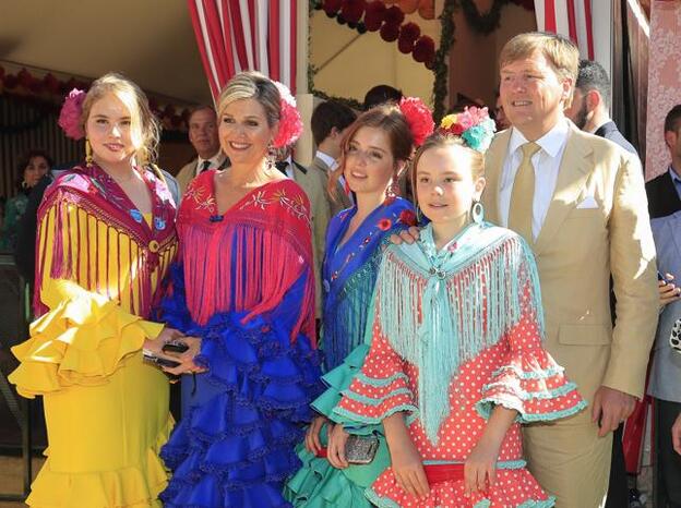 Los reyes de los Países Bajos se enamoraron en la Feria de abril de Sevilla, una visita que quisieron repetir con sus hijas.