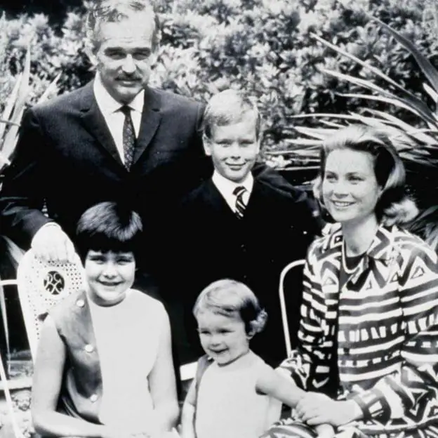 Con el tiempo, sus hijos fueron el mayor consuelo y refugio de Grace Kelly desde que se convirtió en princesa de Mónaco.