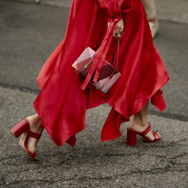 Parecen de lujo, pero las sandalias de tacón cómodo que arrasan en en 3 colores diferentes cuestan menos de euros | Mujer Hoy