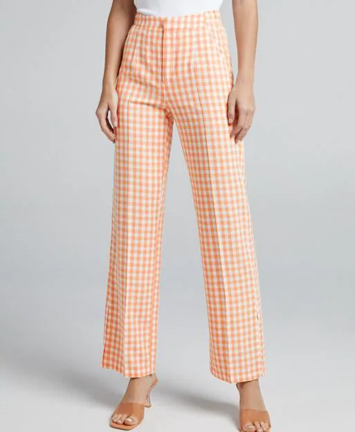 Vichy y de lino: Estos pantalones las rebajas de Bershka (y disponibles en todas las tallas) son la mejor compra del mes | Mujer Hoy