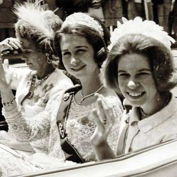 La reina Sofía y su vínculo indestructible con sus hermanos Constantino e Irene (a pesar de las polémicas con Marie-Chantal o el rey Juan Carlos I)