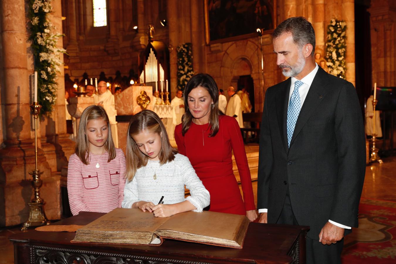 Las fotos más tiernas de la Princesa Leonor: visita a Covadonga