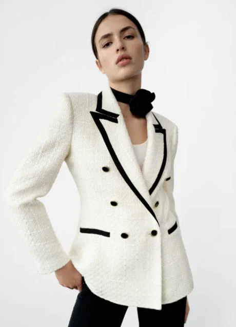 La blazer más elegante y favorecedora del momento es de Zara y estamos seguras de va a arrasar (porque eleva los estilismos) | Mujer