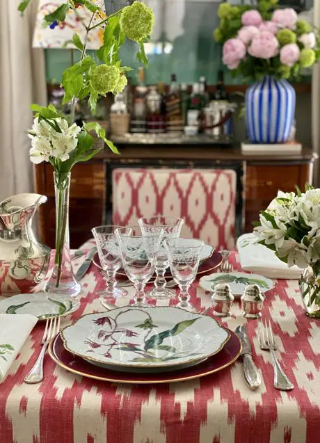 Cómo decorar una mesa bonita para arrasar en Instagram? Ideas, trucos y  consejos de experta para saber elegir la vajilla, los manteles, las flores…