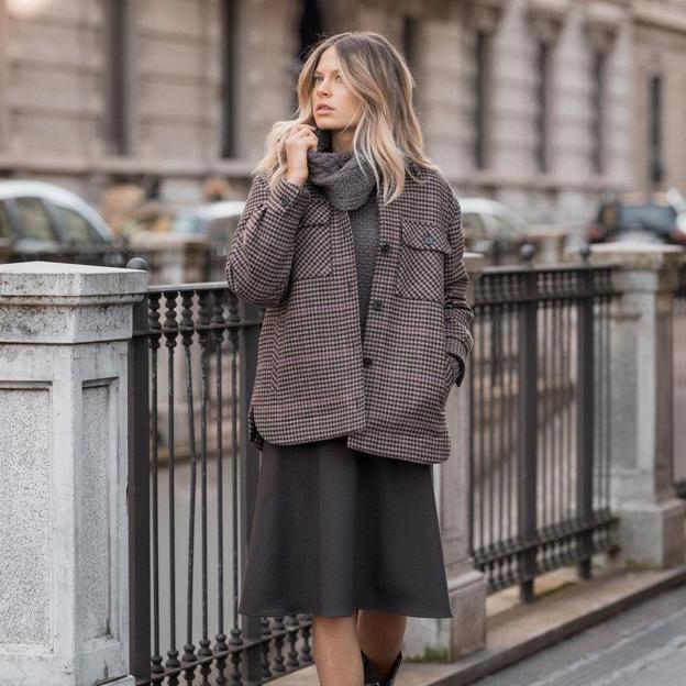 Las nuevas sobrecamisas de Zara son la prenda ideal para conseguir un look impecable en este invierno de temperaturas suaves